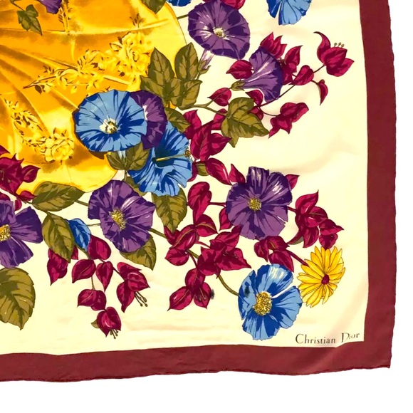 214 Christian Dior Le Fleur De Jardin Silk Scarf - Picture 2 of 8